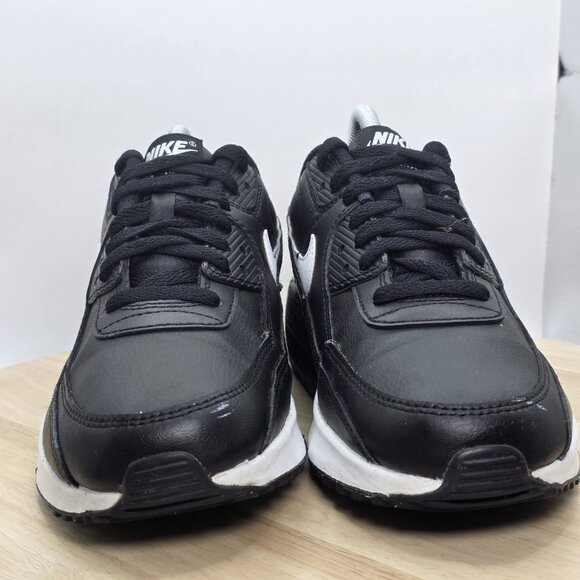 Womens Size 8.5 - Nike Air Max 90 Black White Athletic Shoes Sneakers GS7Y - Picture 2 of 10